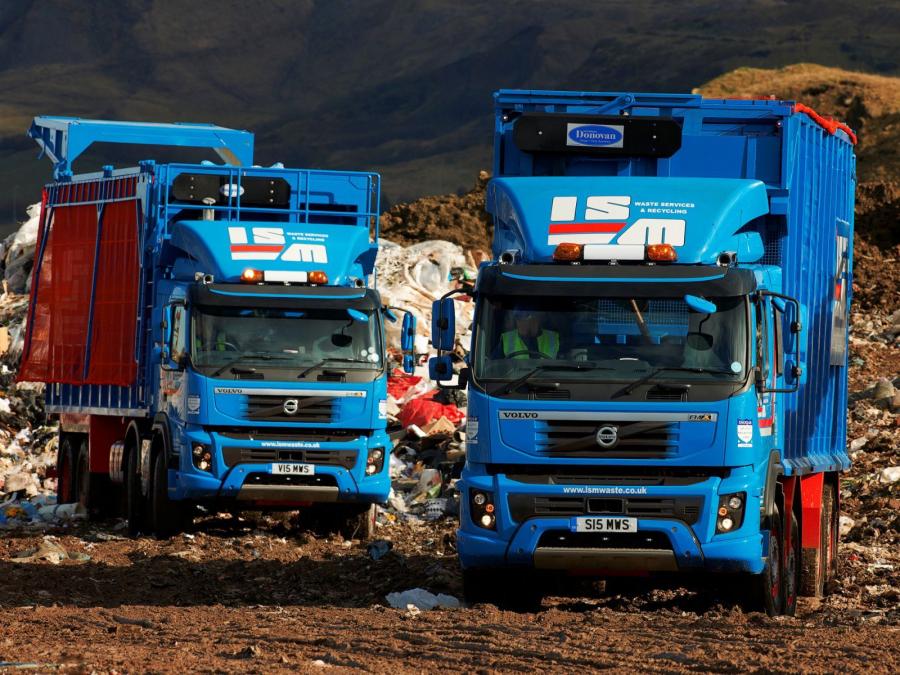  Volvo FMX 8x4 2010 года  (UK) (фото 11 из 14)